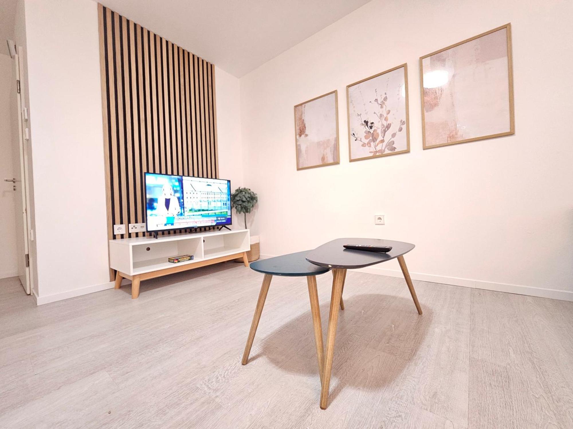 Jireh Home - Modern, Barrierearm, Klinikumsnah 明登 外观 照片